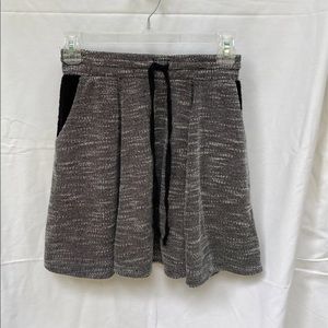 Nwot Francesca’s S Skirt grey